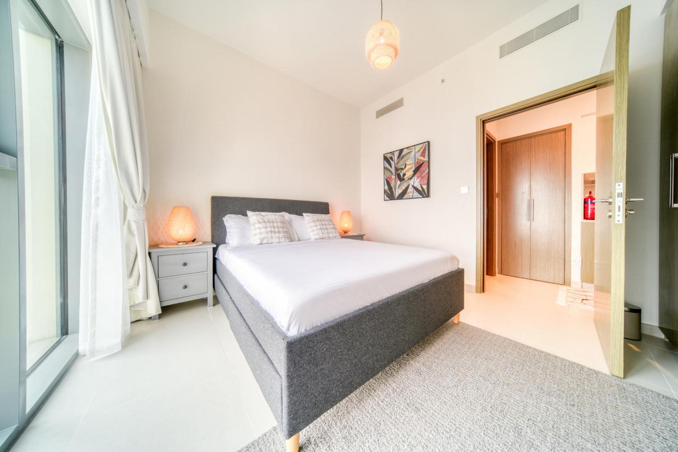 Burj Royale, Downtown Dubai - Mint Stay