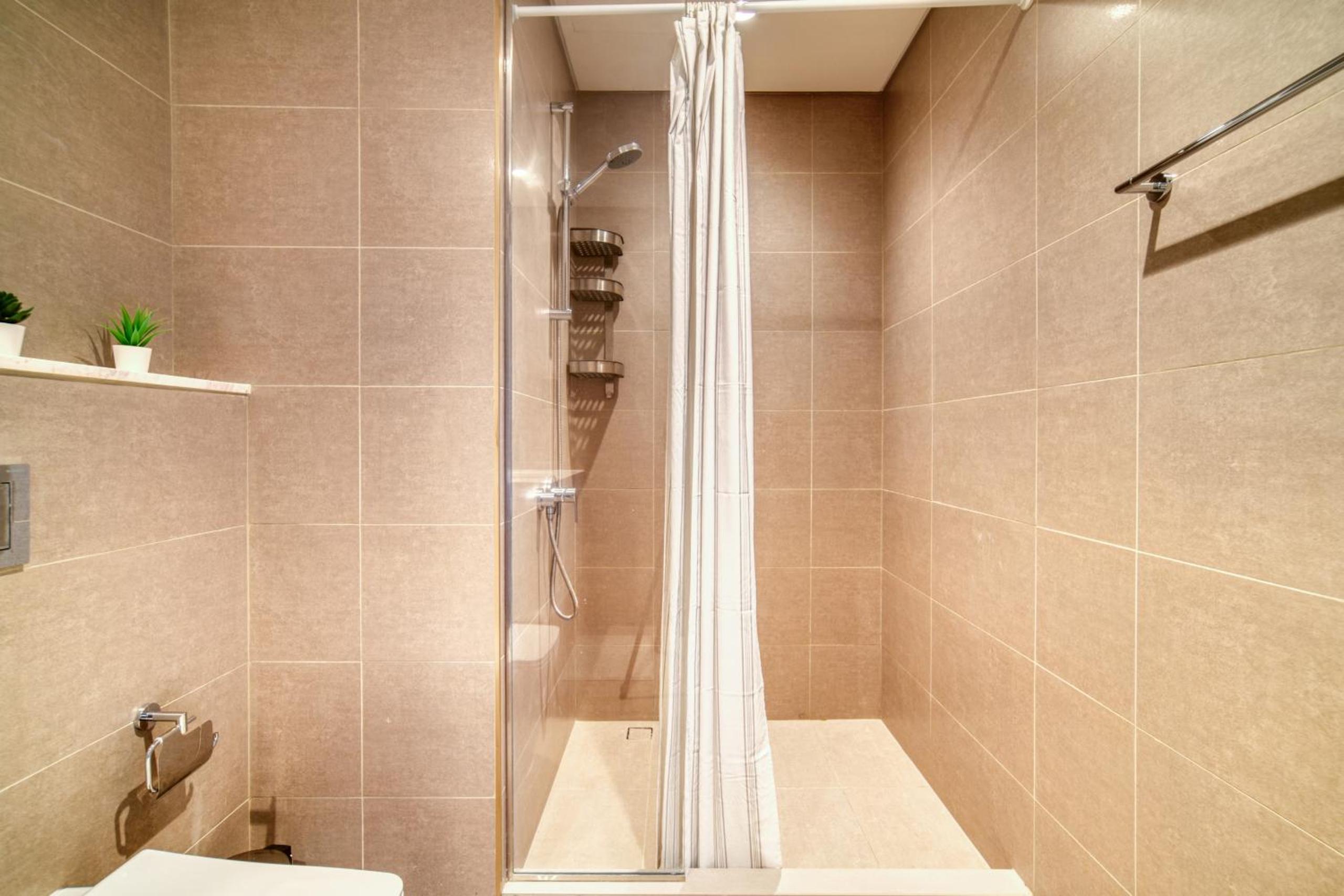 Burj Royale, Downtown Dubai - Mint Stay