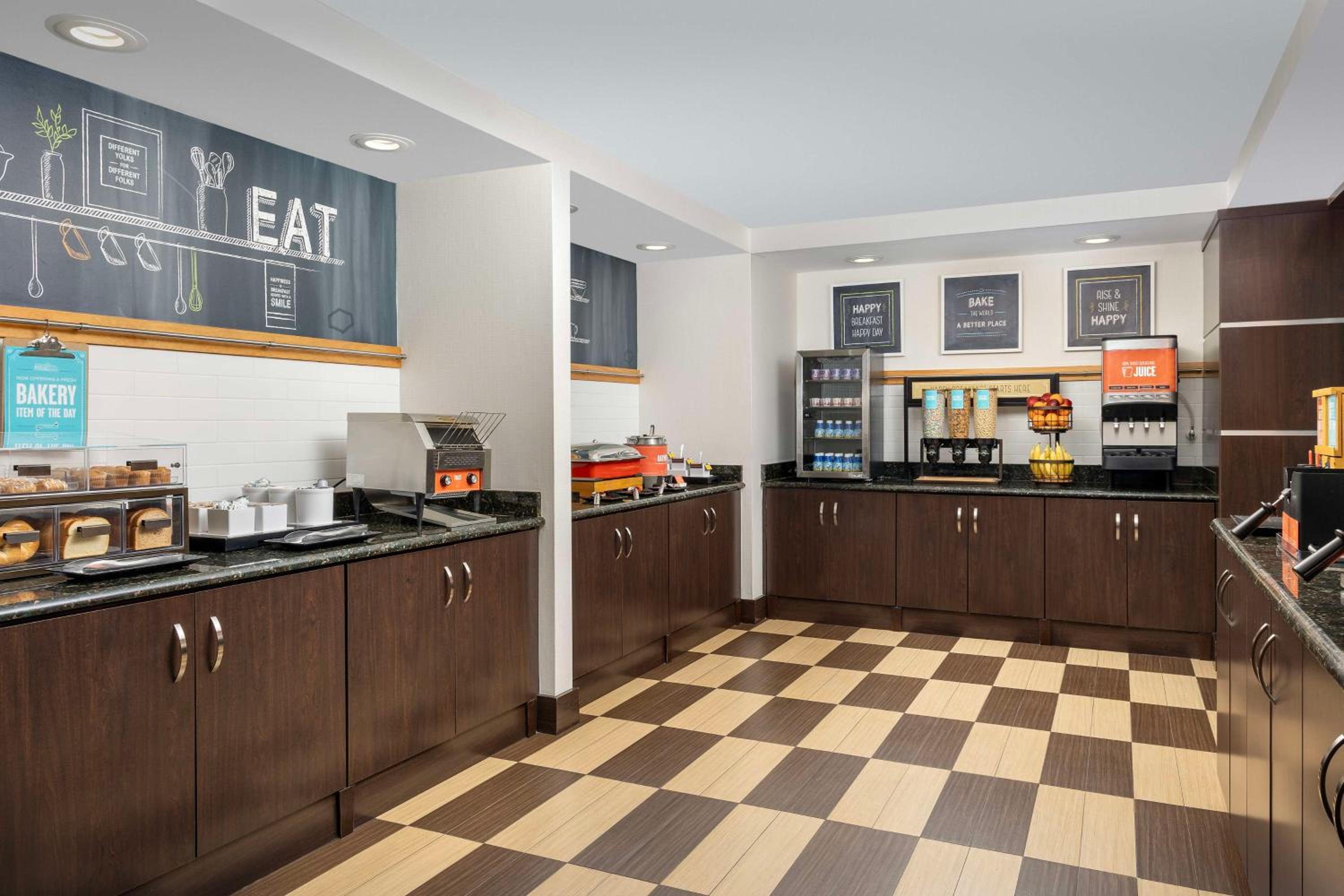 Lake City Vacations - Hampton Inn  Suites Lake City - Property Image 12