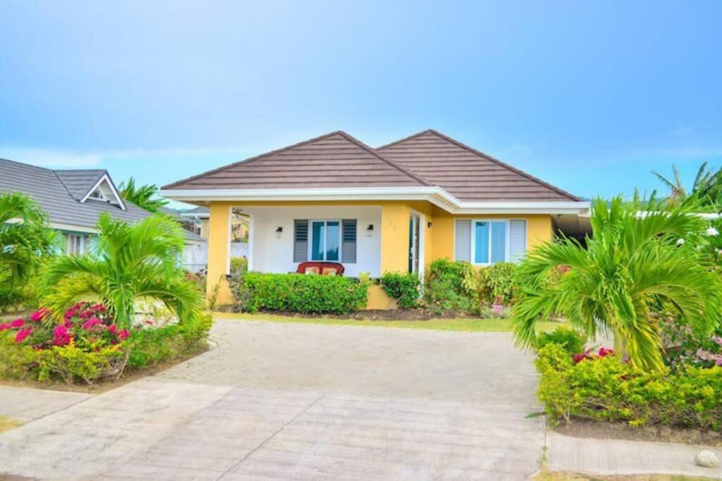 PaPaya Villa @ Coolshade