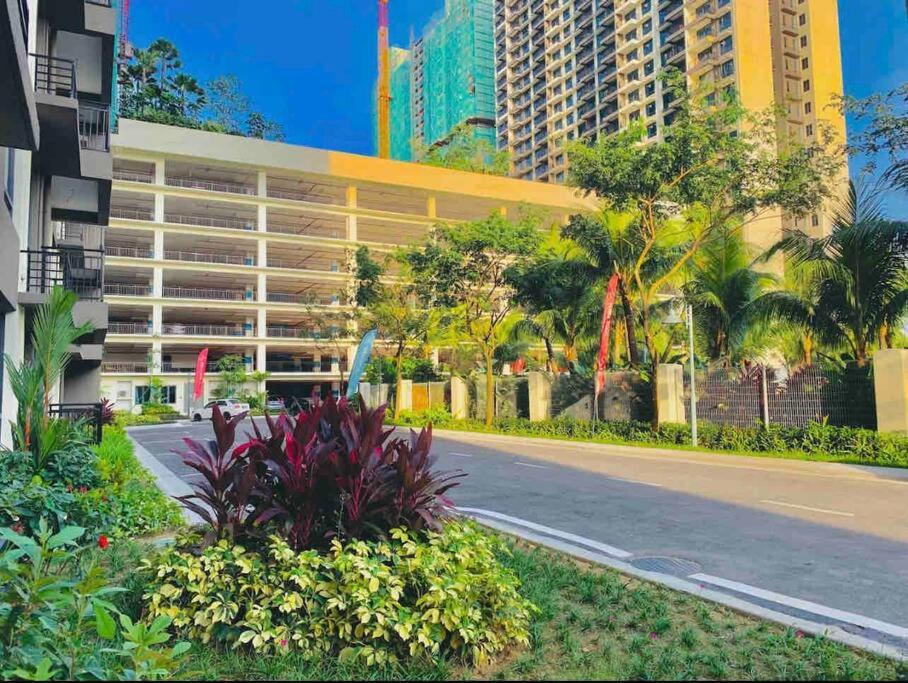 Luxury Central Park Johor Bahru 2-3pax Wifi Netflix CIQ JB Town Paradigm Mall