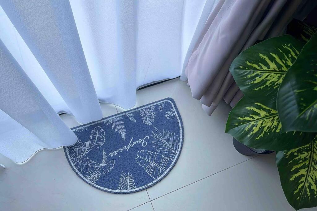 Luxury Central Park Johor Bahru 2-3pax Wifi Netflix CIQ JB Town Paradigm Mall