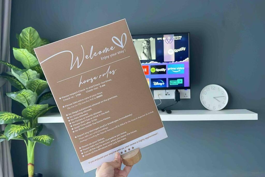 Luxury Central Park Johor Bahru 2-3pax Wifi Netflix CIQ JB Town Paradigm Mall