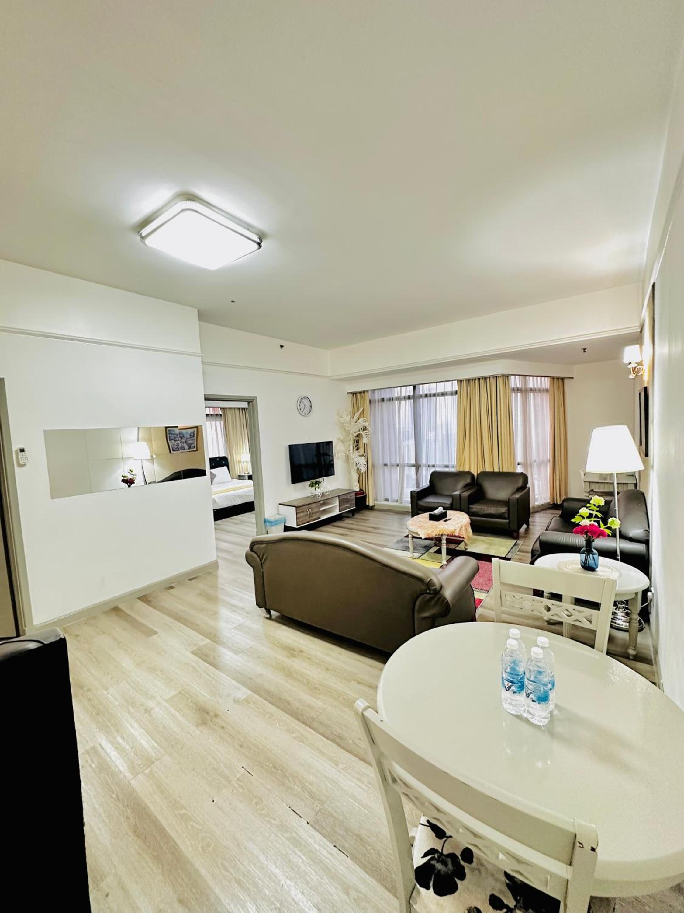 Elements service suite@ Times Square