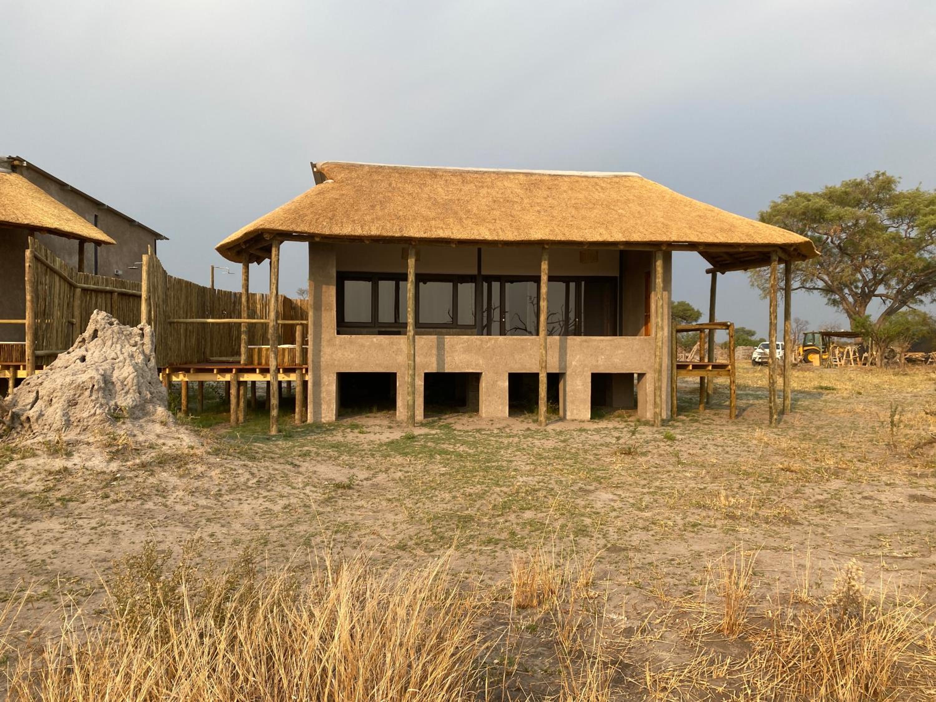 Mababe River Lodge