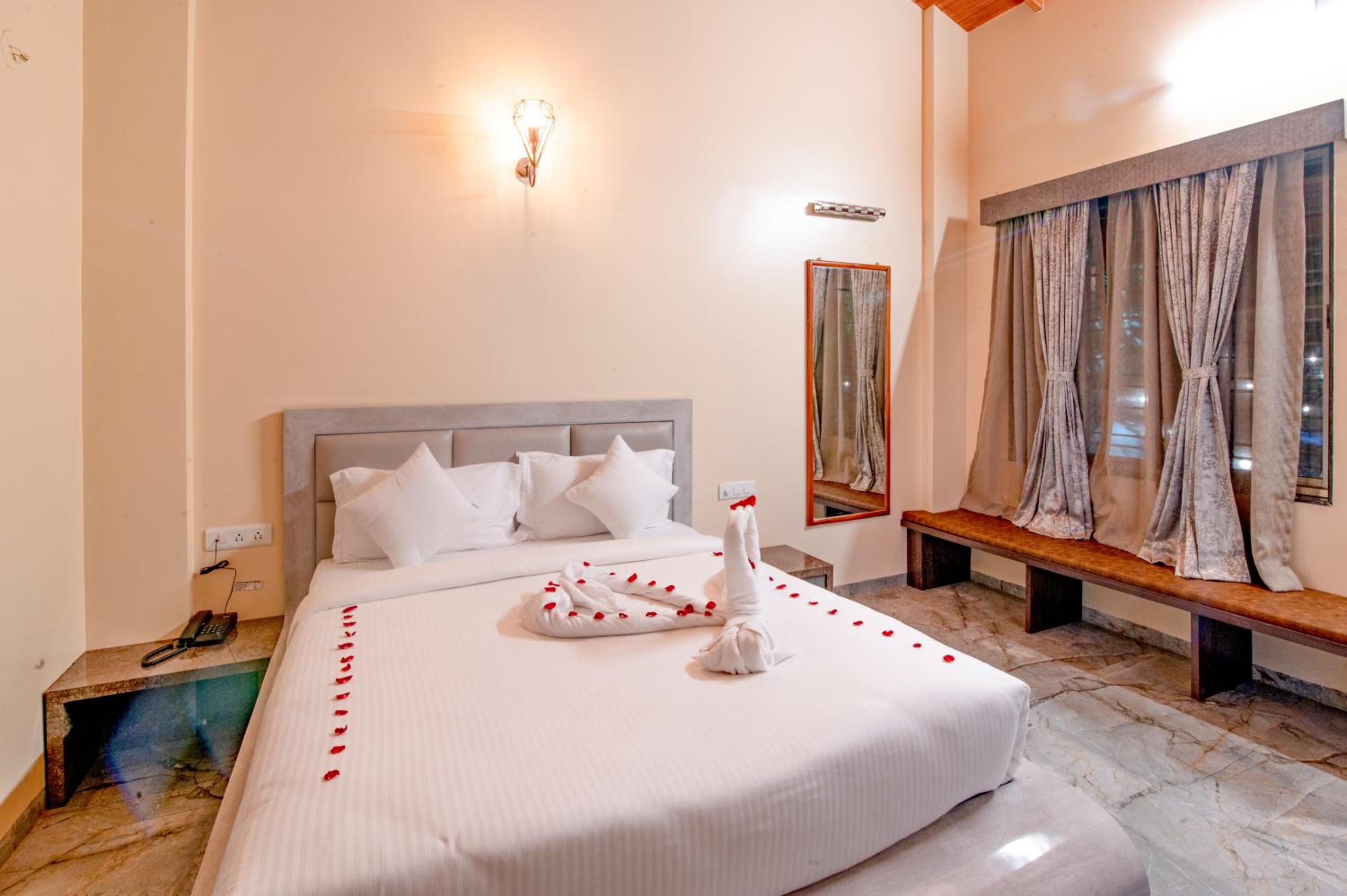 Freesia Resort by Express Inn view 4