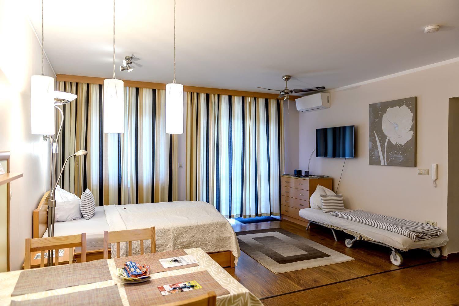 Atmoszféra Apartman view 2