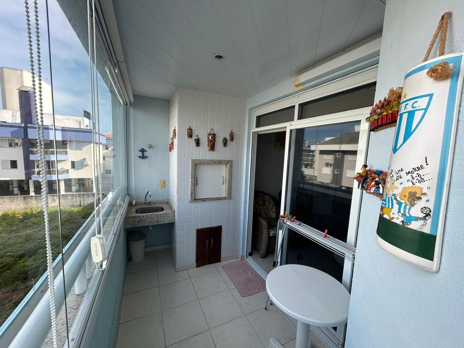 Maravilhoso Apto 03 quartos, a 100m da Praia Ingleses Fpolis