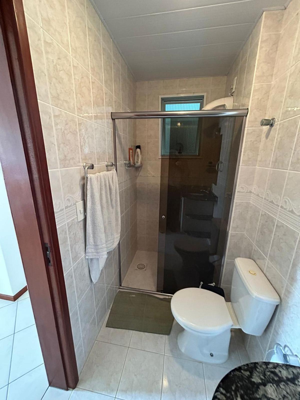 Maravilhoso Apto 03 quartos, a 100m da Praia Ingleses Fpolis