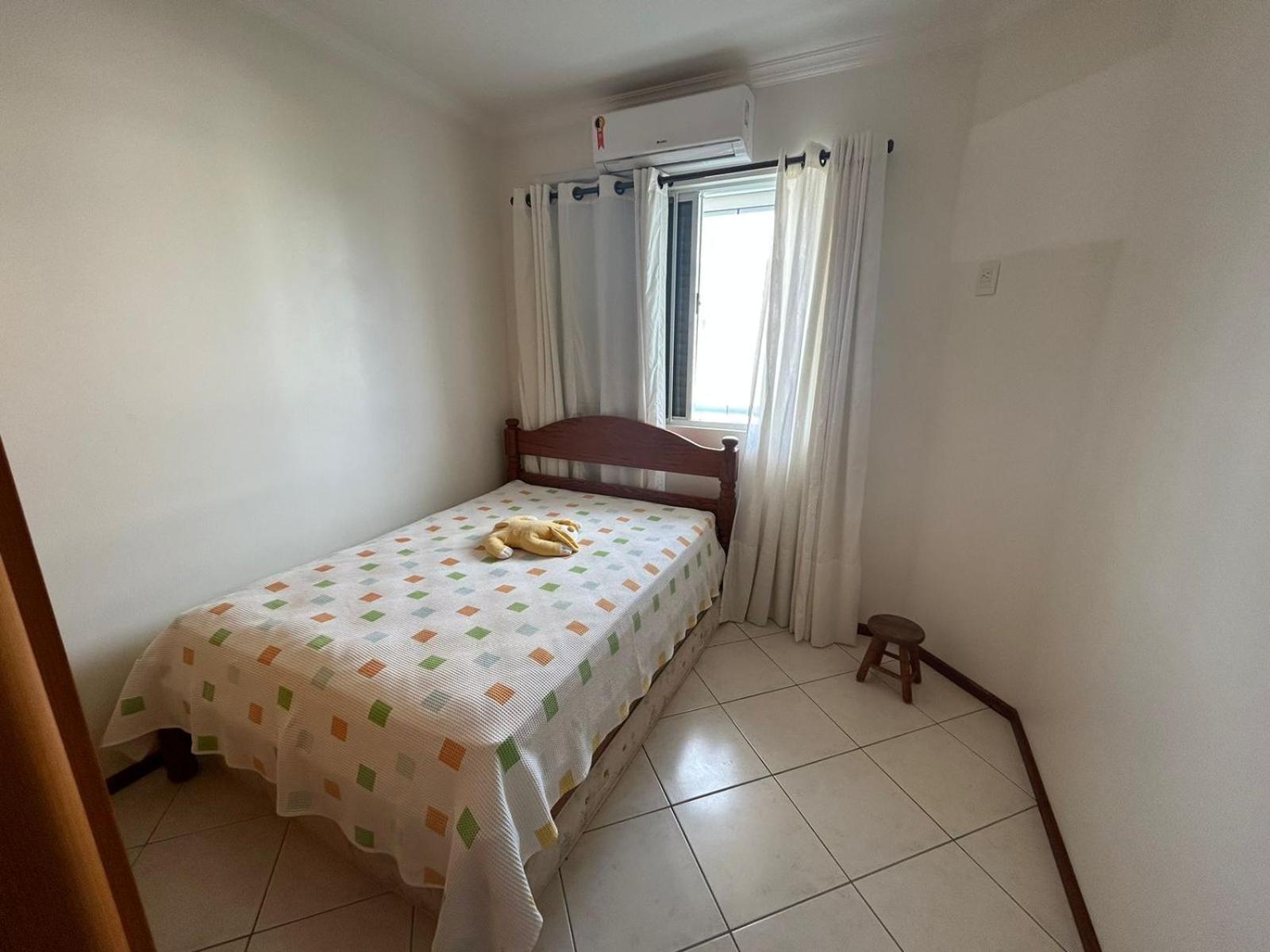 Maravilhoso Apto 03 quartos, a 100m da Praia Ingleses Fpolis