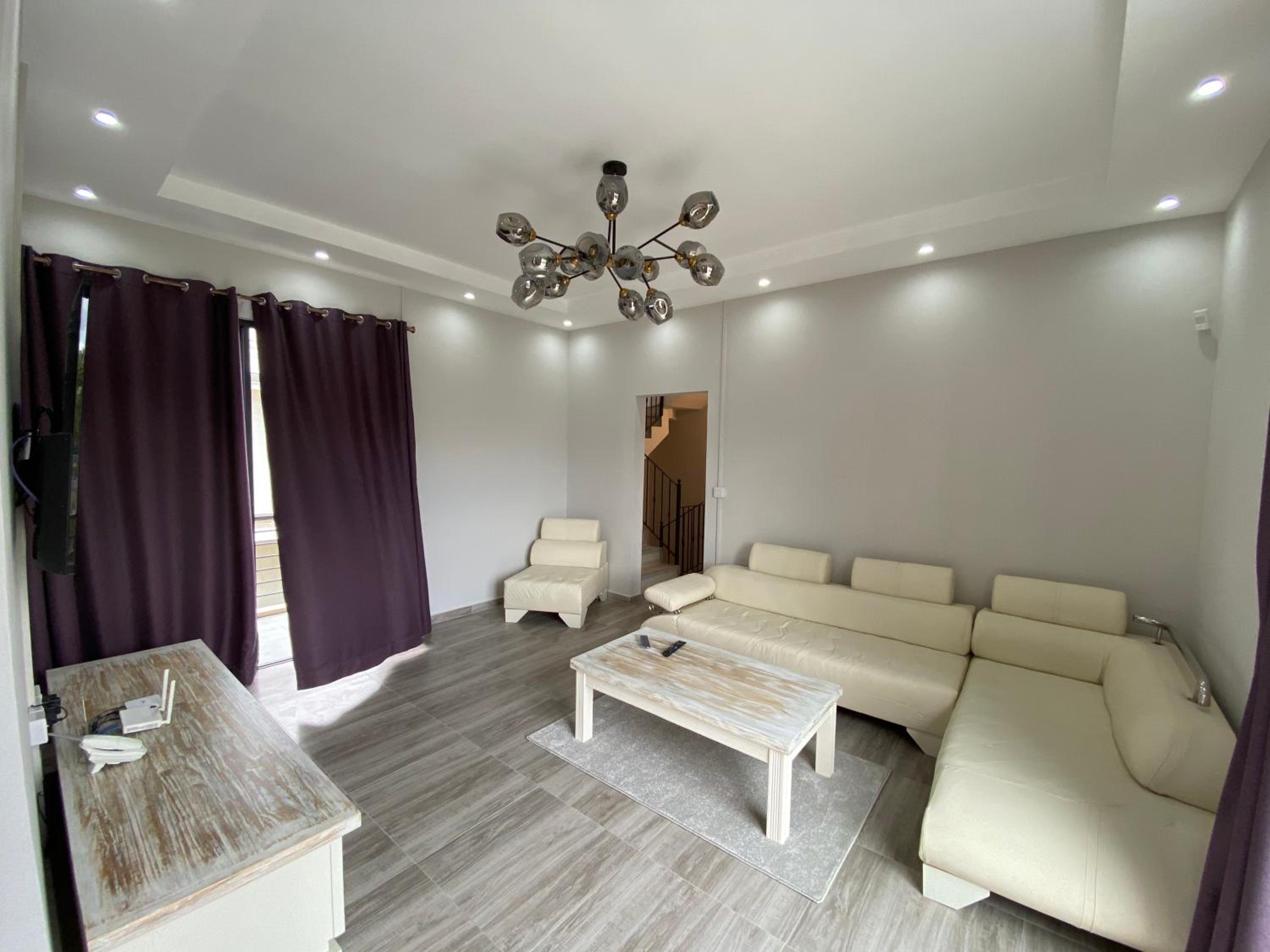 Royal Residence B2 - Gated Semi Detached Villa In Pereybere view 4