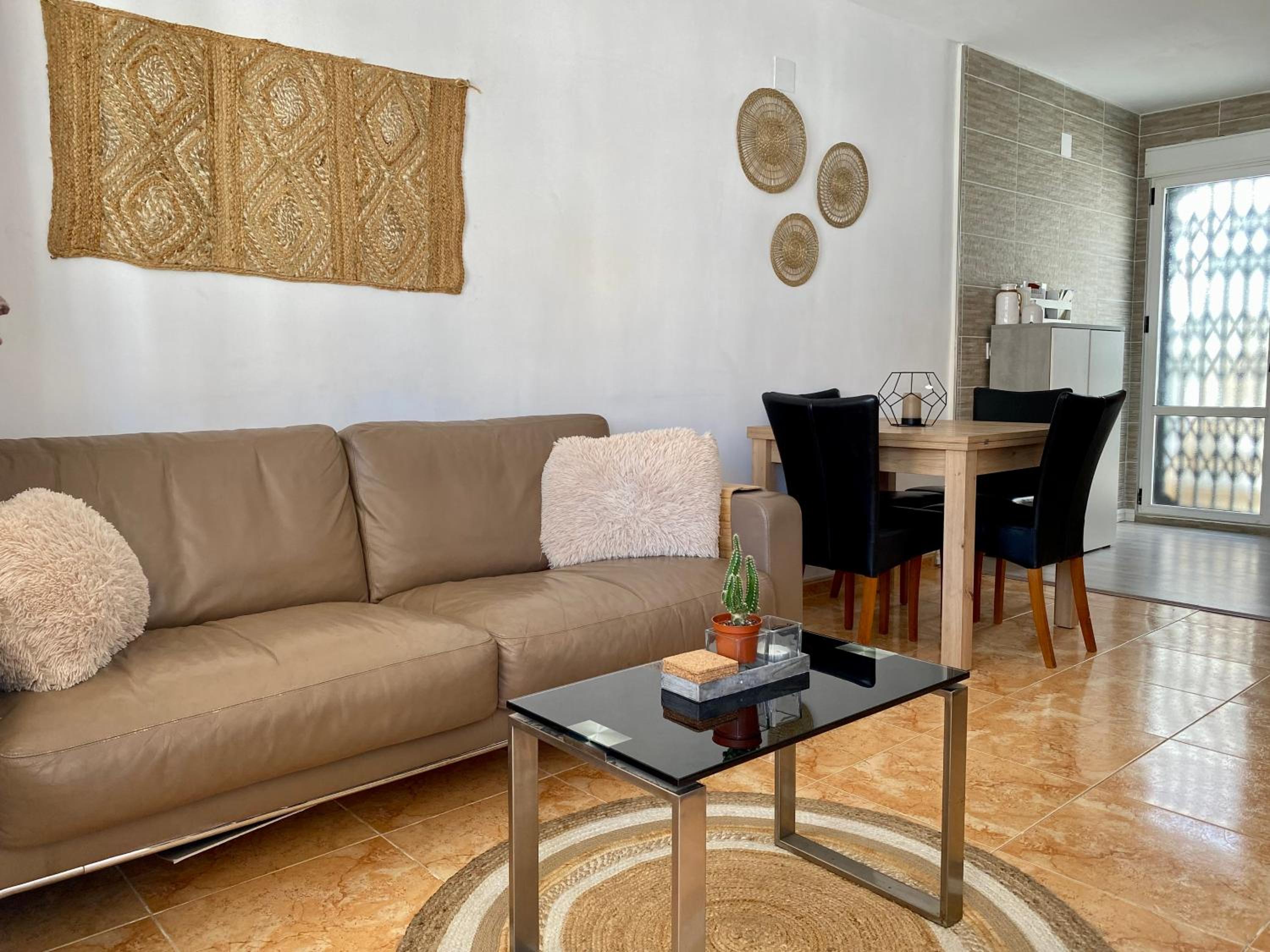Solarium Escape with private roof terrace and pool access Torrevieja