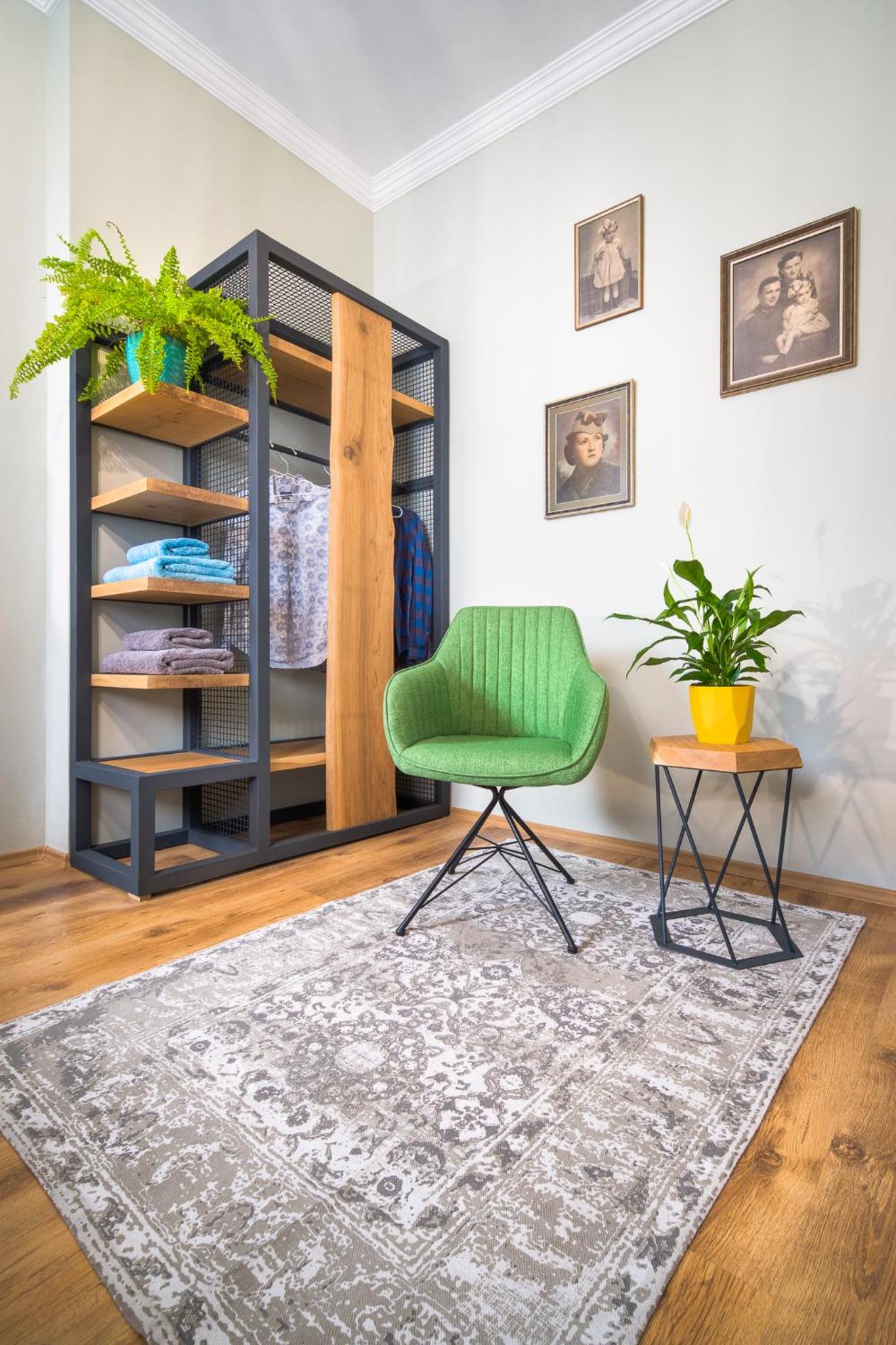 Alexandra's City Center Apartment II