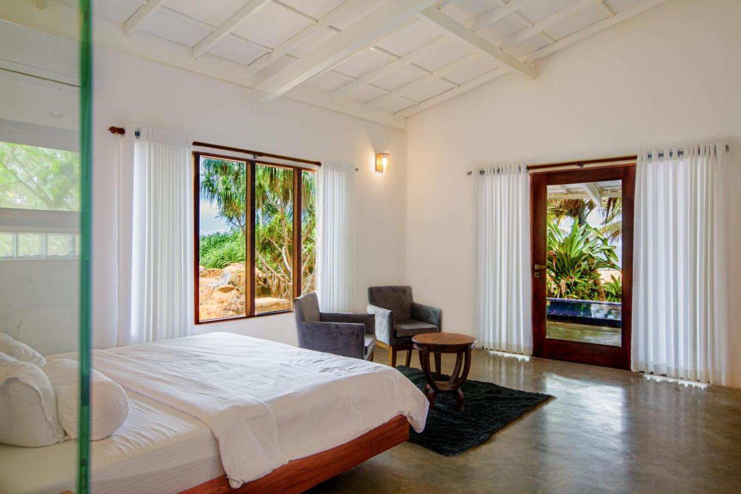Sri Lanka Beach House Hotel and SPA
