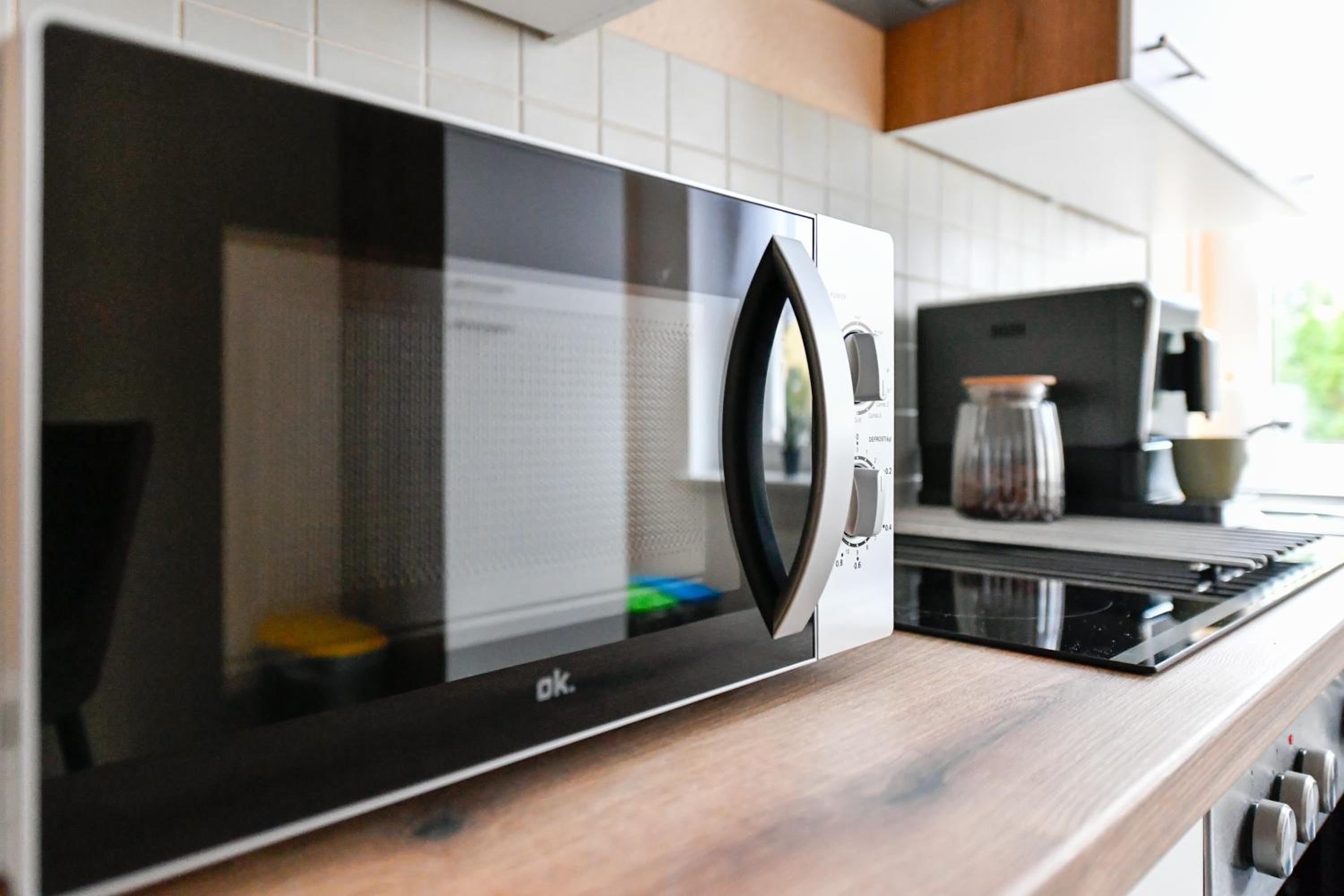 Modernes Altmarkt Apartment mit Parkplatz 4 Gäste 55qm Waschmaschine Wlan Netflix Terrasse