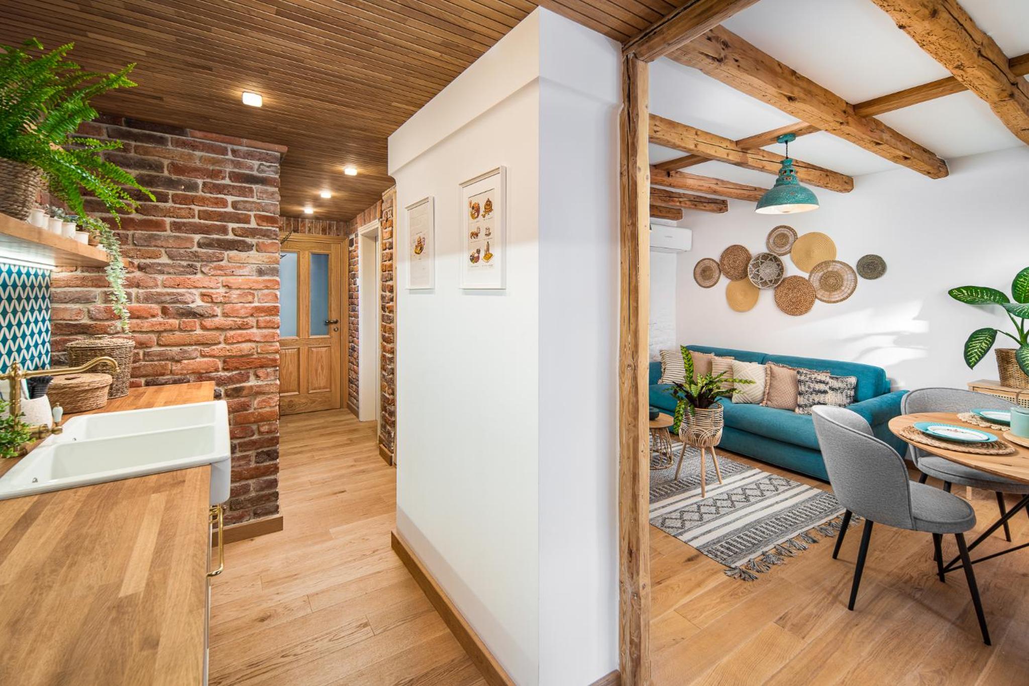 Alexandra's City Center Apartment III