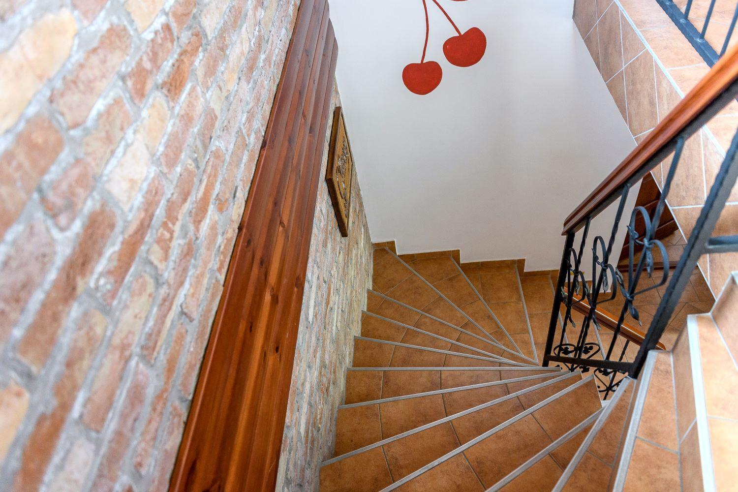 Cherry Apartmanház