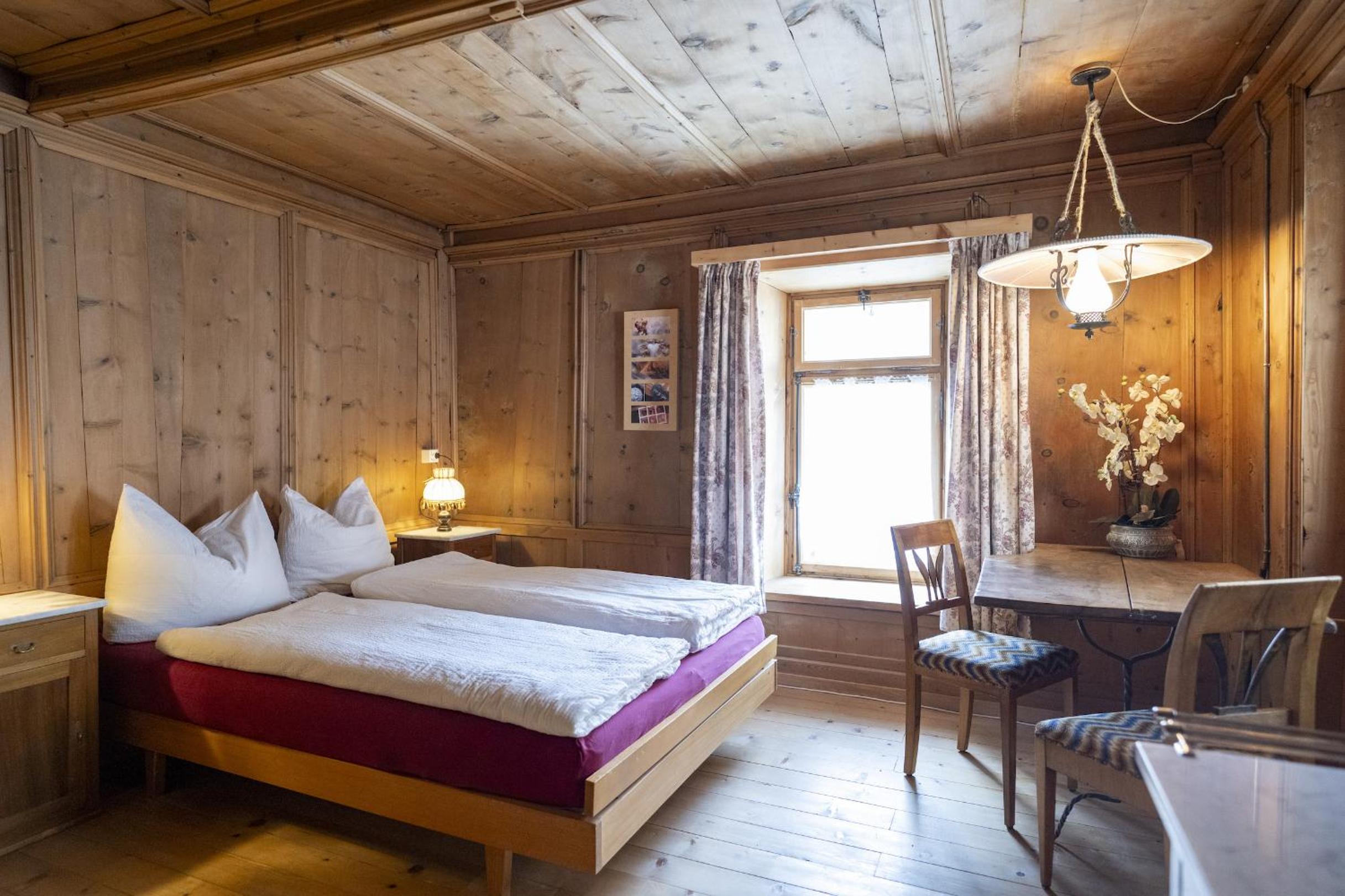 Chasa Broel Ferienhaus mitten in Ardez