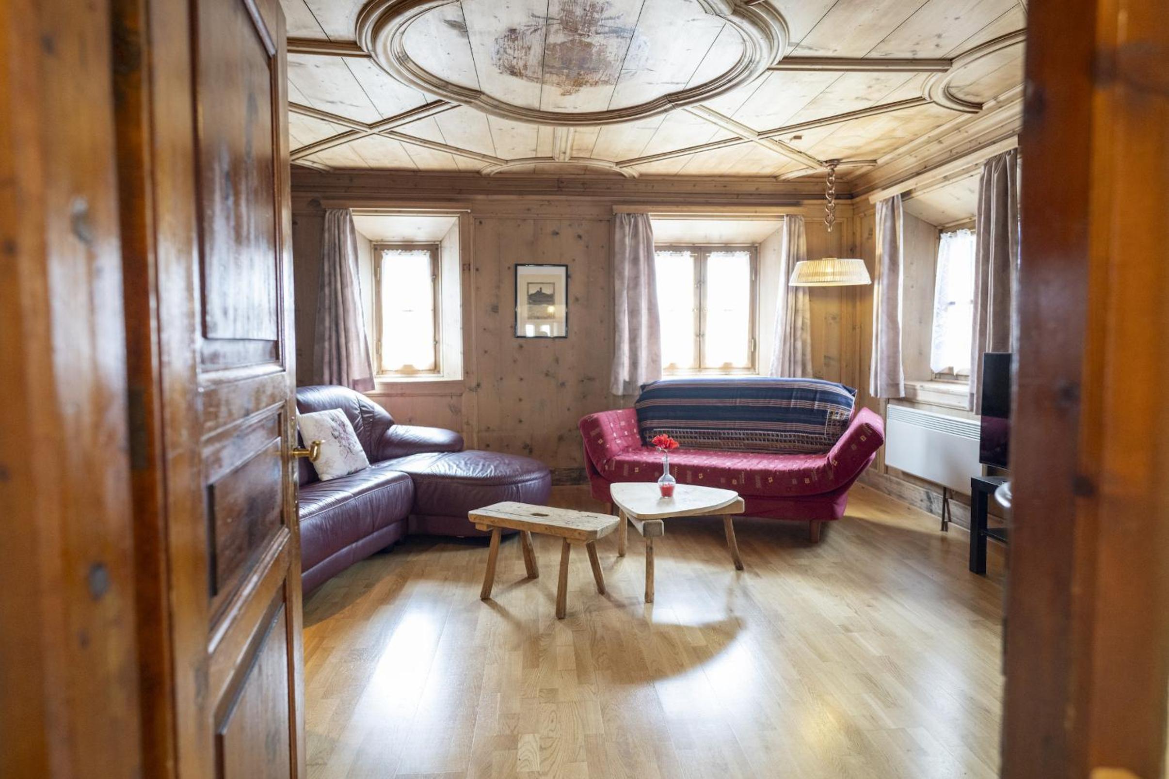 Chasa Broel Ferienhaus mitten in Ardez