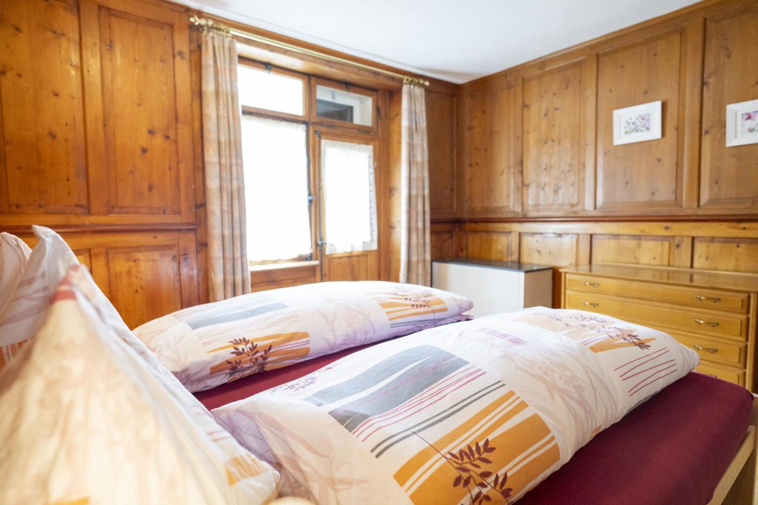 Chasa Broel Ferienhaus mitten in Ardez