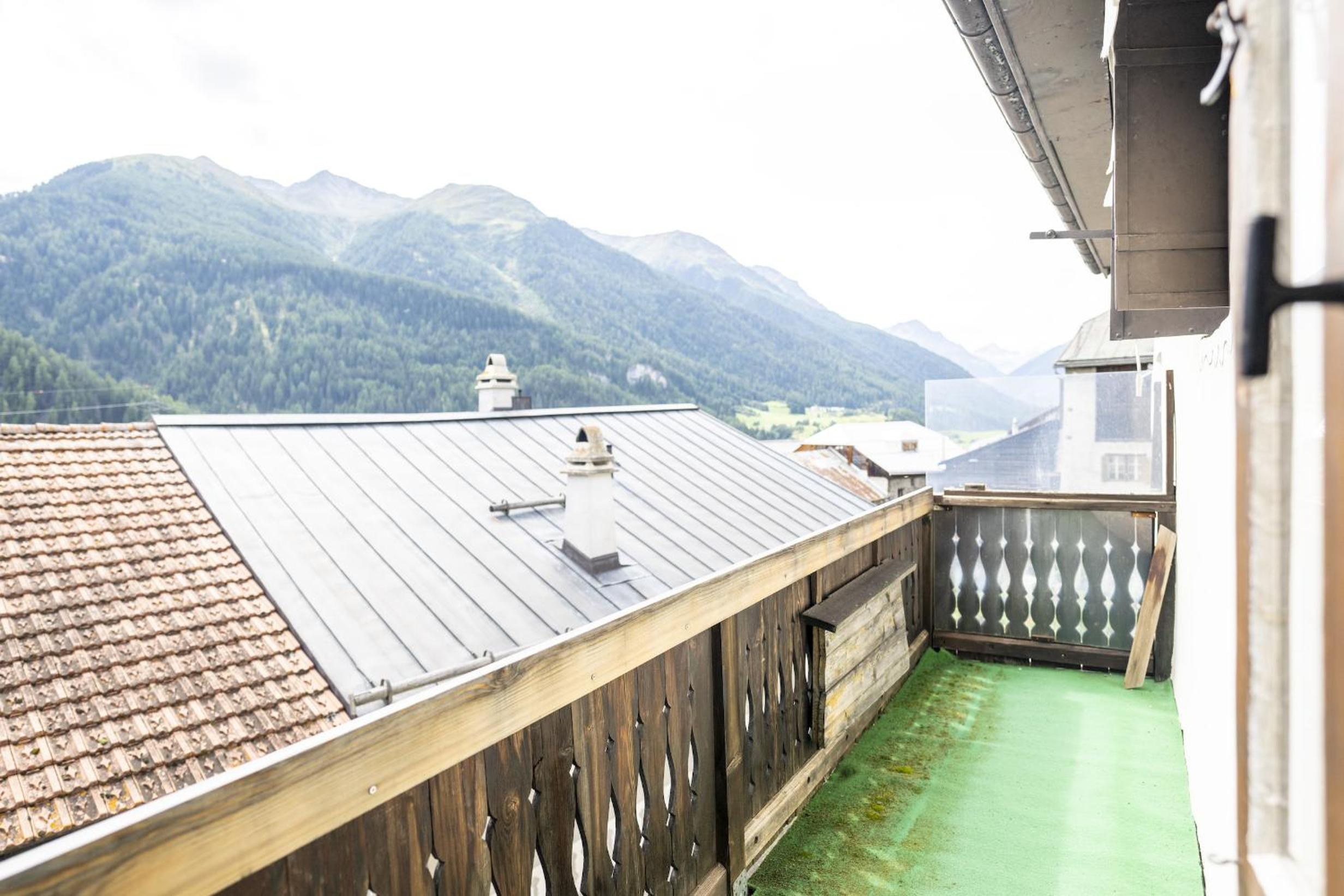 Chasa Broel Ferienhaus mitten in Ardez