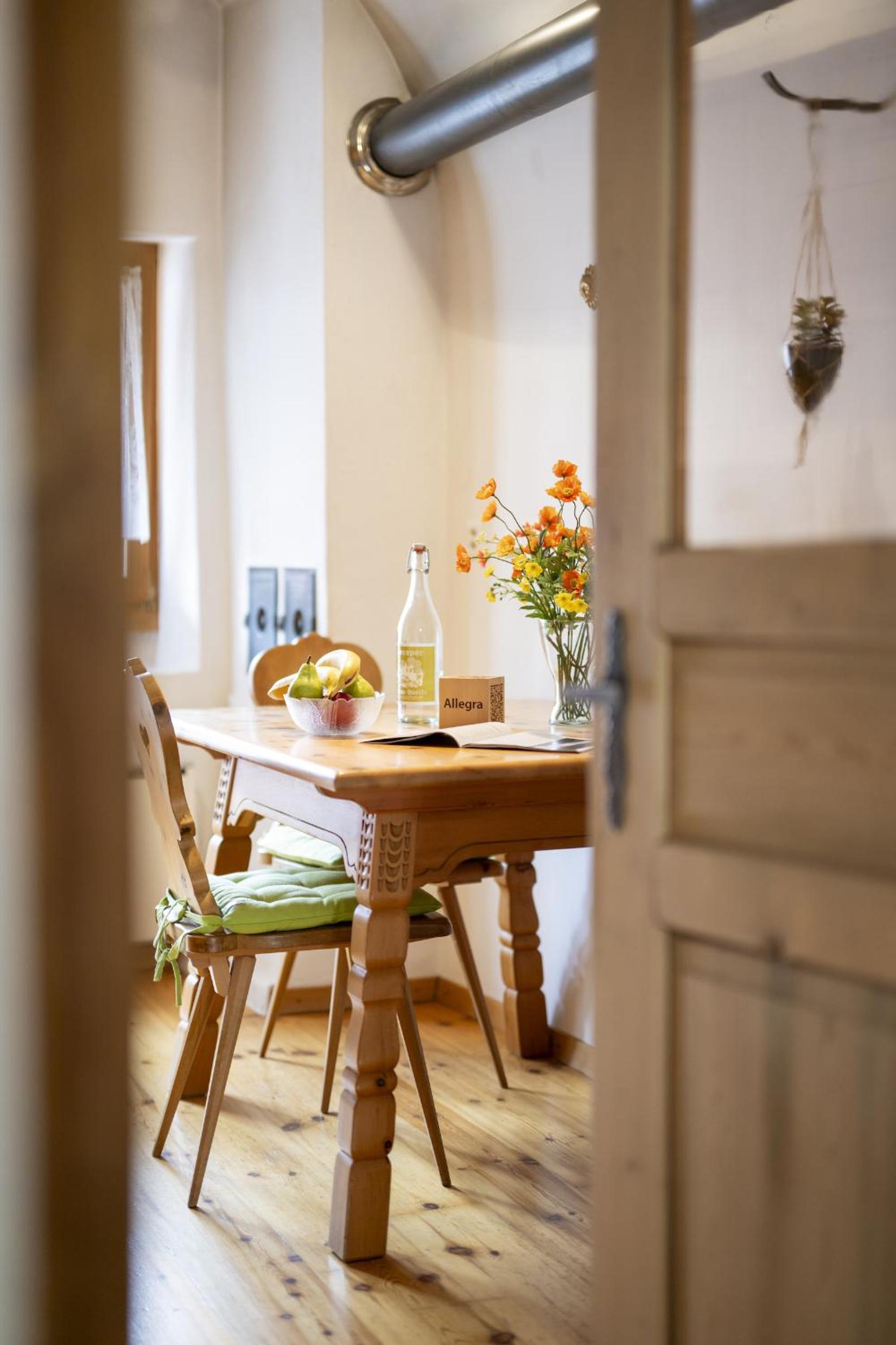 Chasa Broel Ferienhaus mitten in Ardez