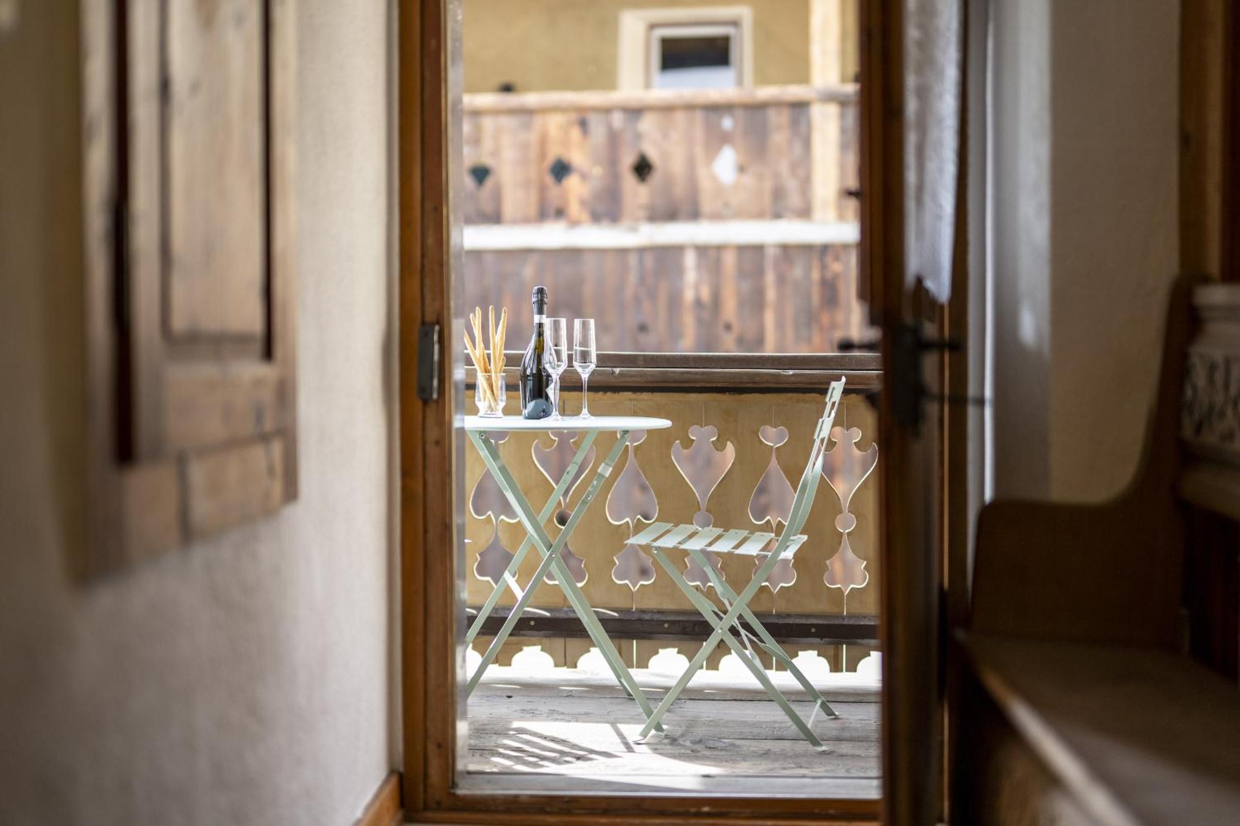 Chasa Broel Ferienhaus mitten in Ardez