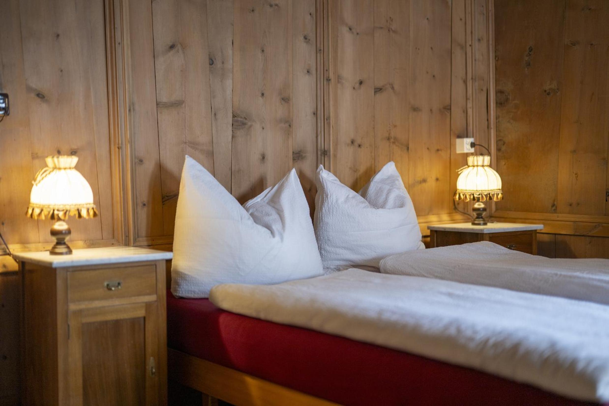Chasa Broel Ferienhaus mitten in Ardez