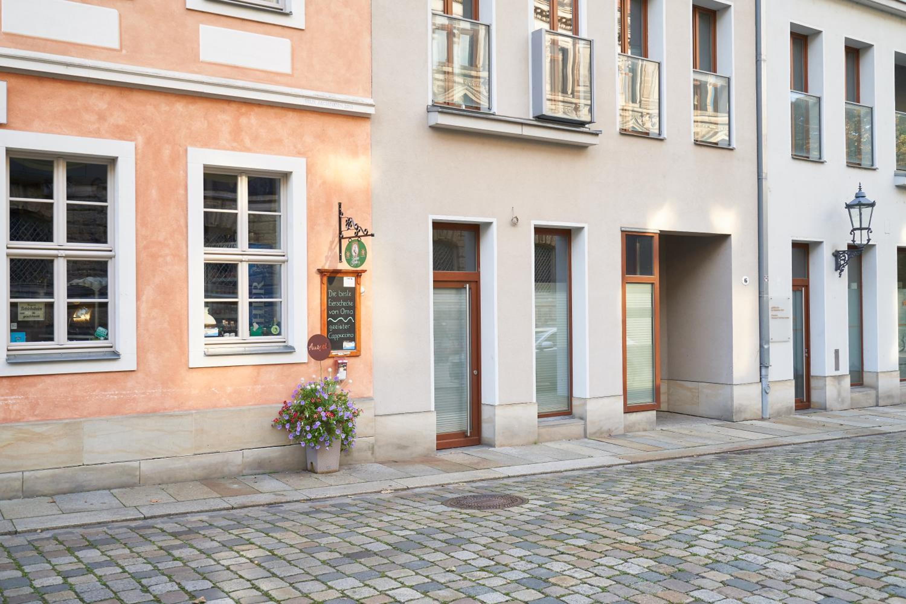 Global Living - Design Apartments I City Center I Balcony I Smart-TV I Kitchen I Dresden