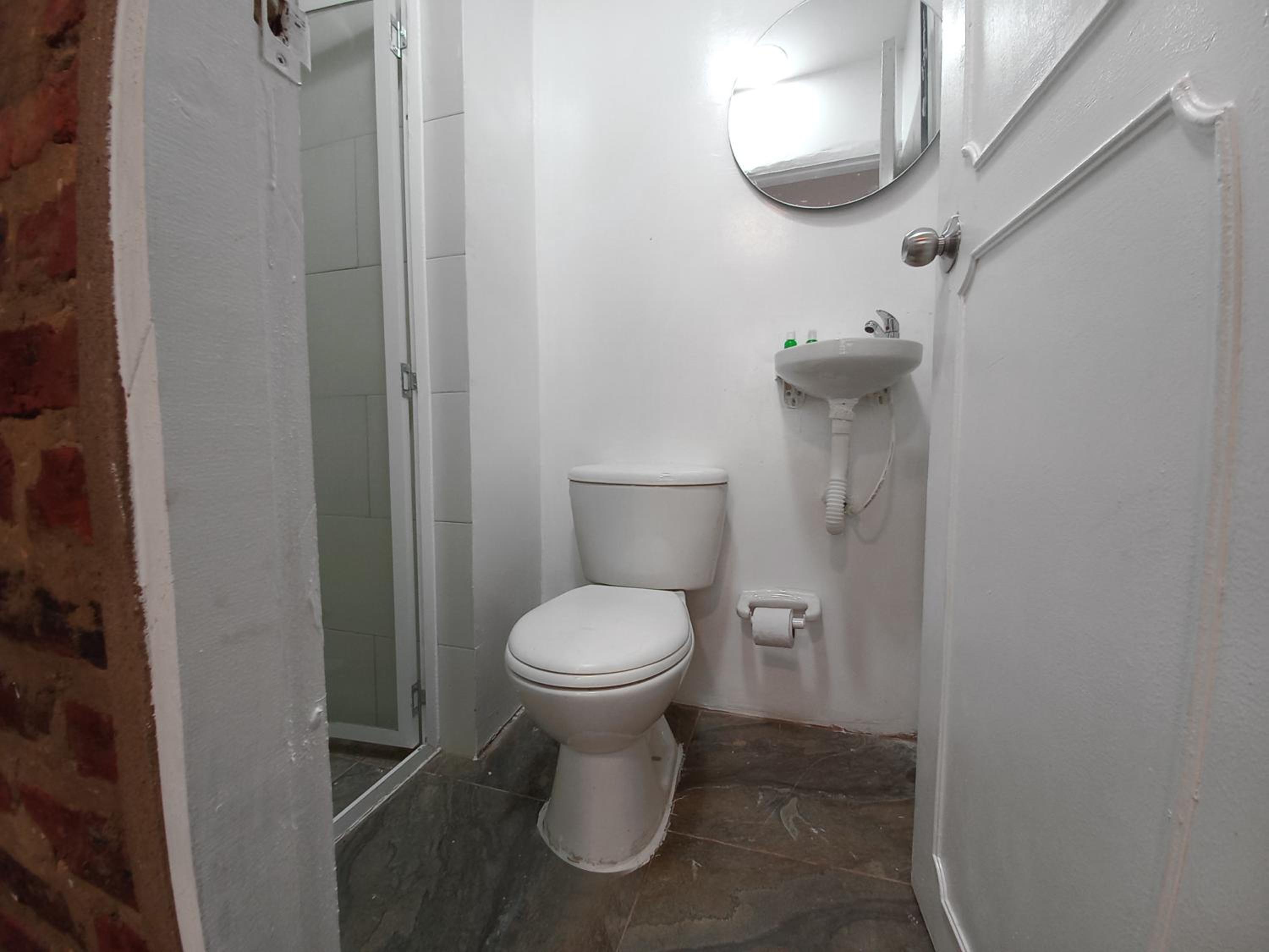 ApartaSuites Bogota MANZINI
