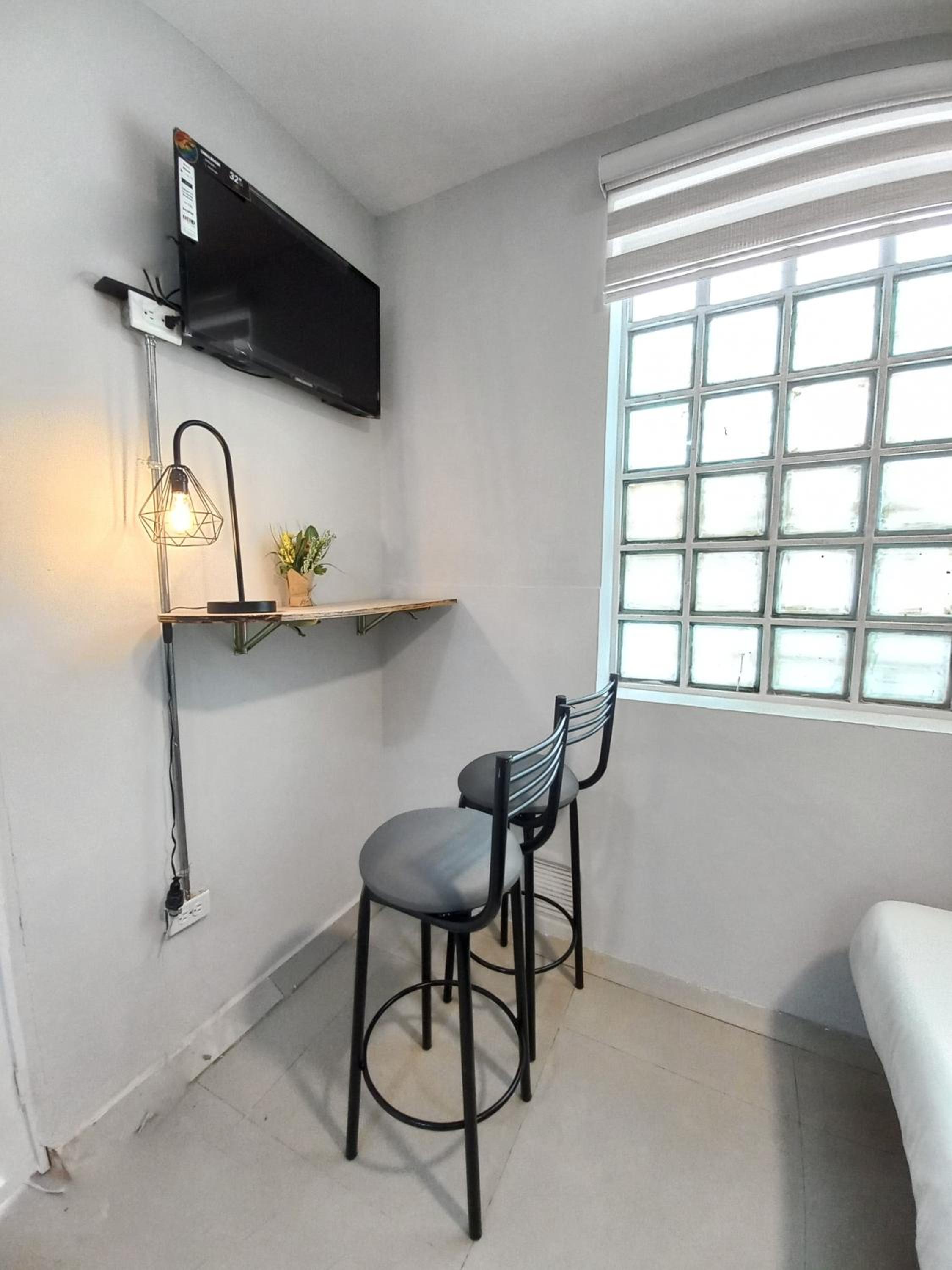 ApartaSuites Bogota MANZINI