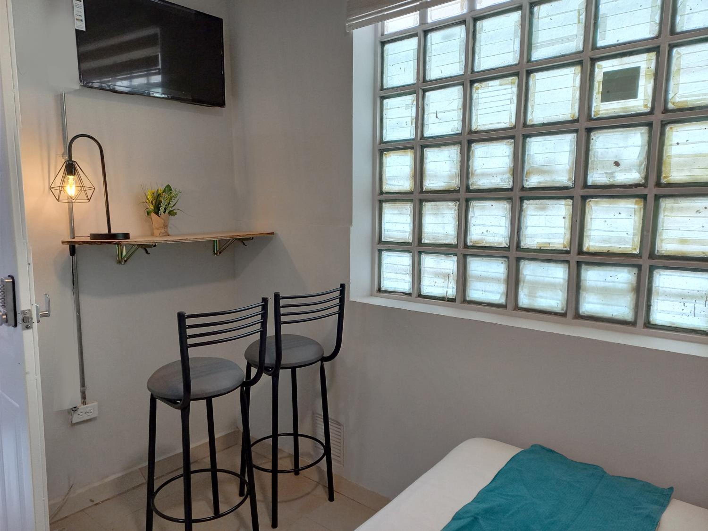 ApartaSuites Bogota MANZINI