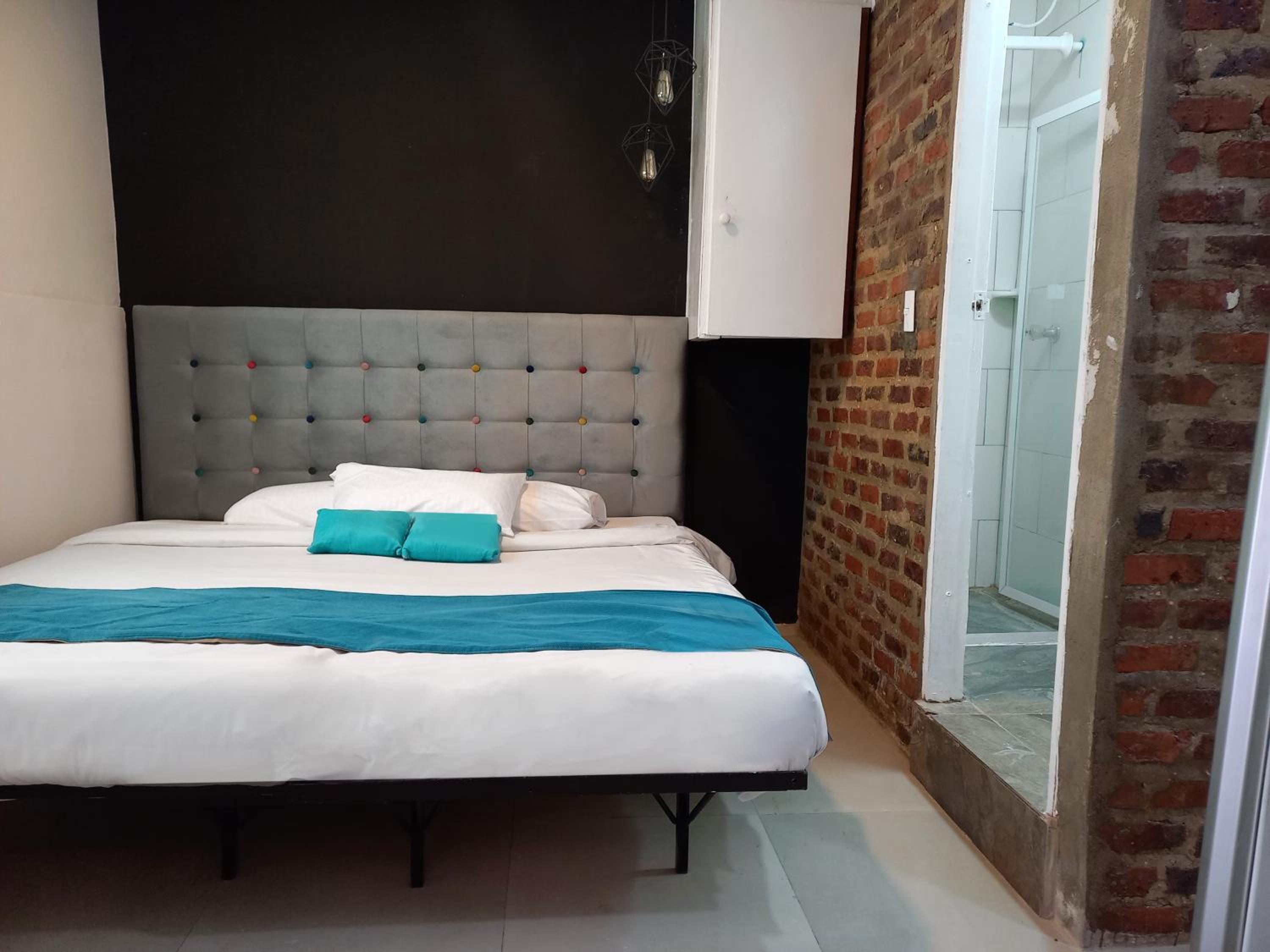 ApartaSuites Bogota MANZINI