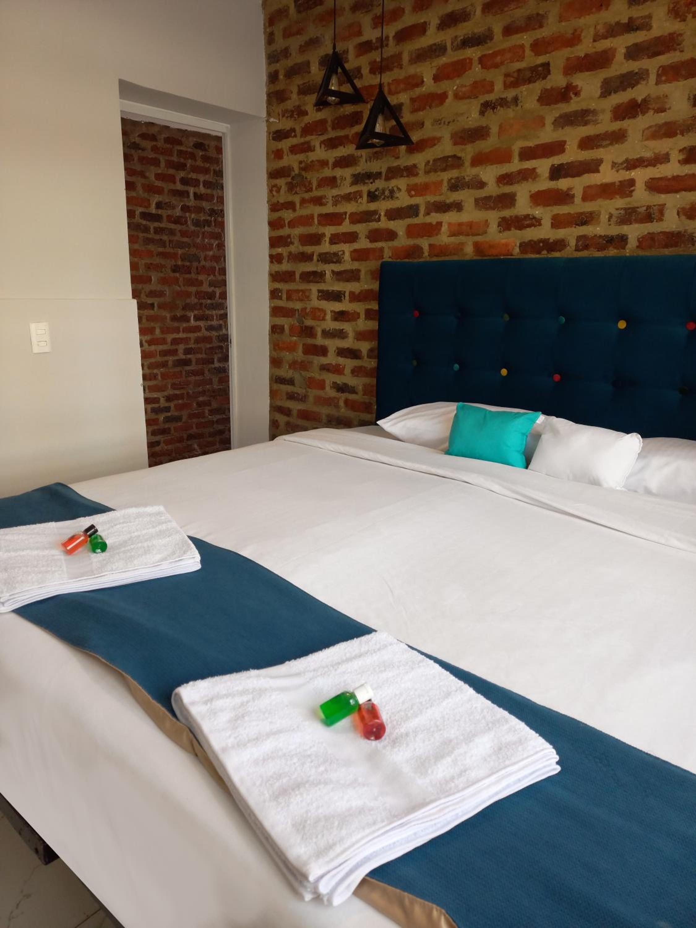 ApartaSuites Bogota MANZINI