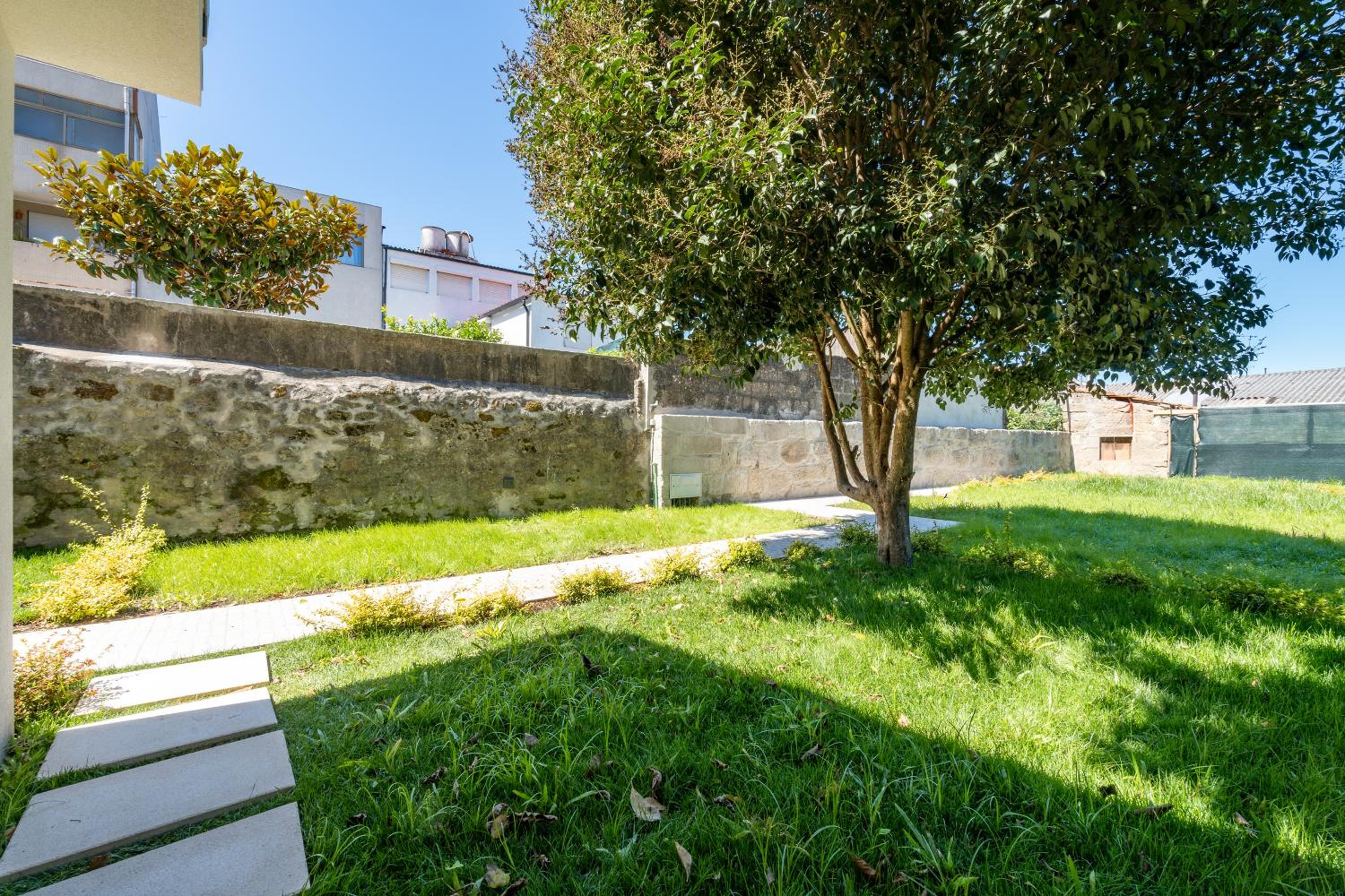 VIVA Serralves Vintage House view 5