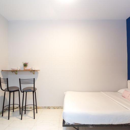 ApartaSuites Bogota MANZINI