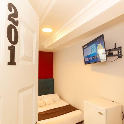 ApartaSuites Bogota MANZINI