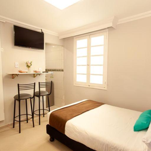 ApartaSuites Bogota MANZINI