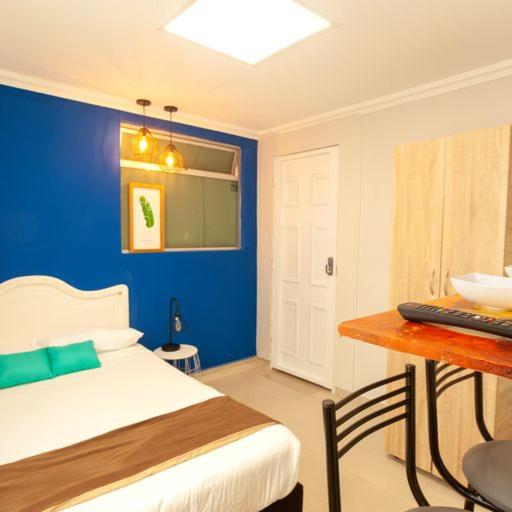 ApartaSuites Bogota MANZINI