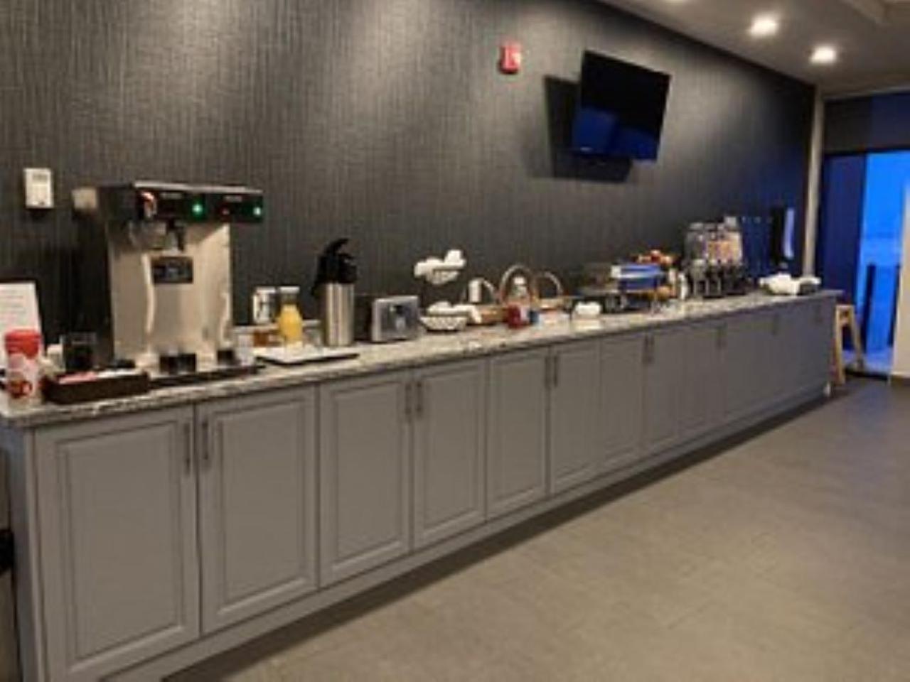 Park Inn by Radisson Edmonton Airport