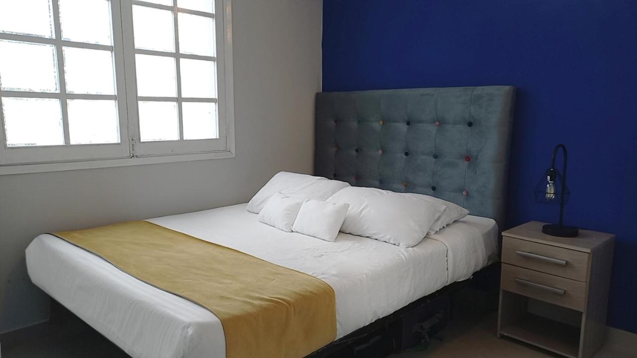 ApartaSuites Bogota MANZINI