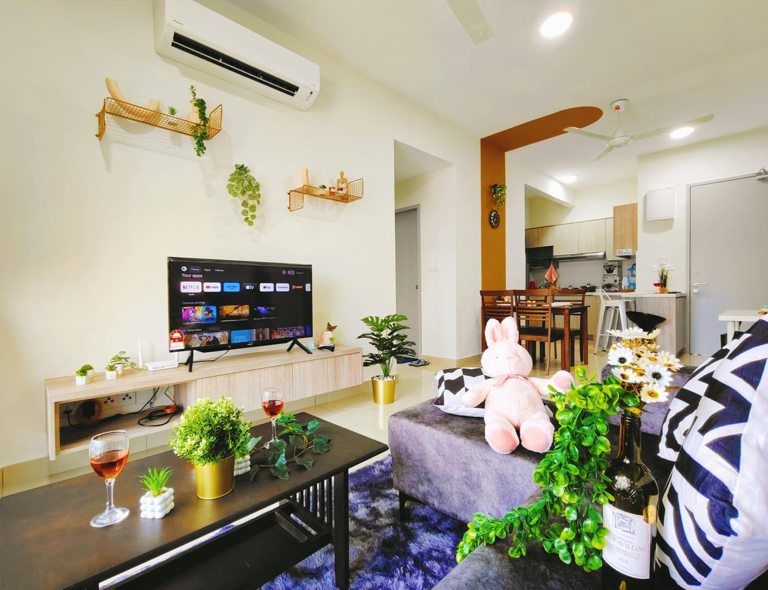 Platinum Arena Luxury Suites