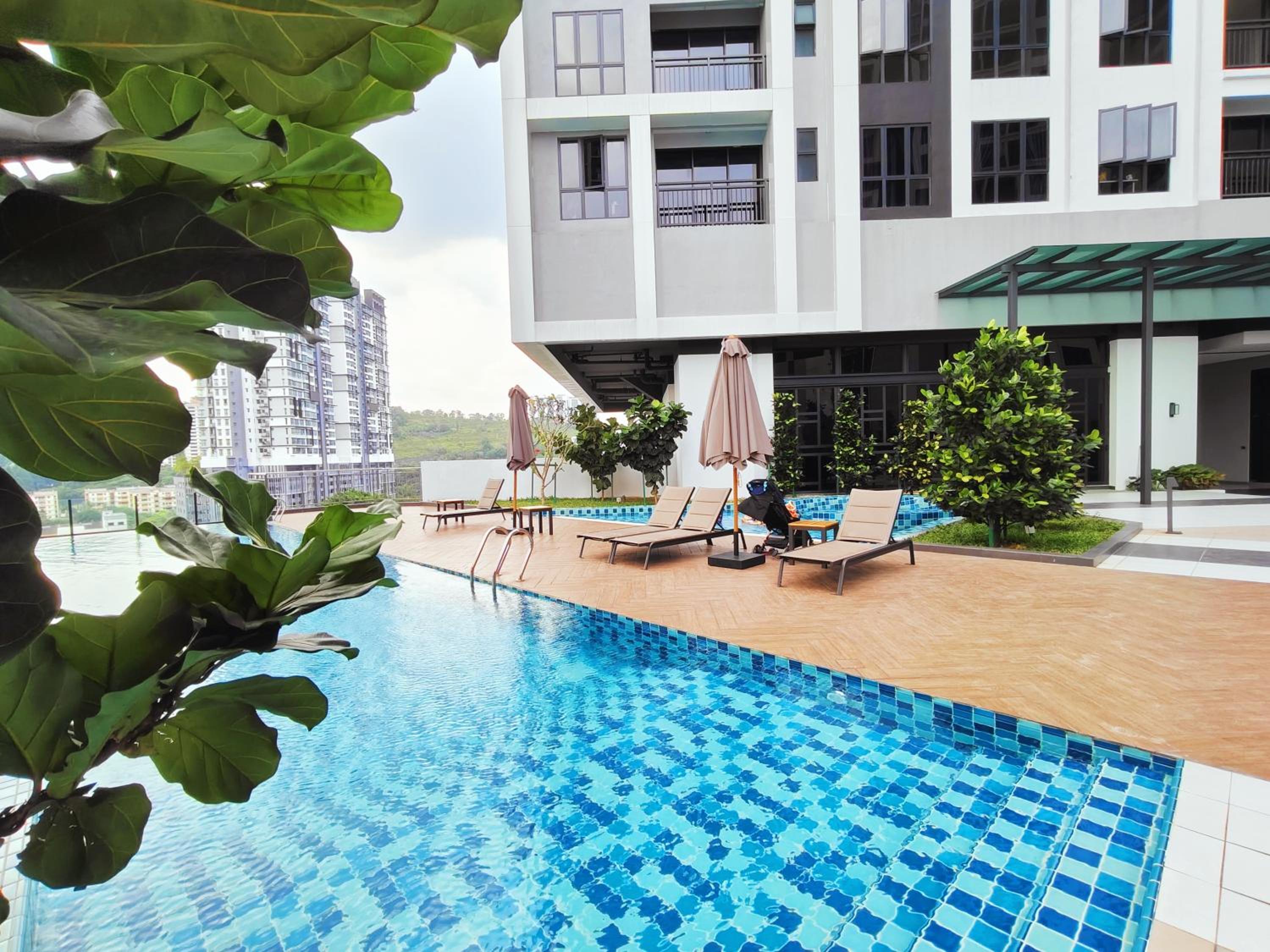 Platinum Arena Luxury Suites