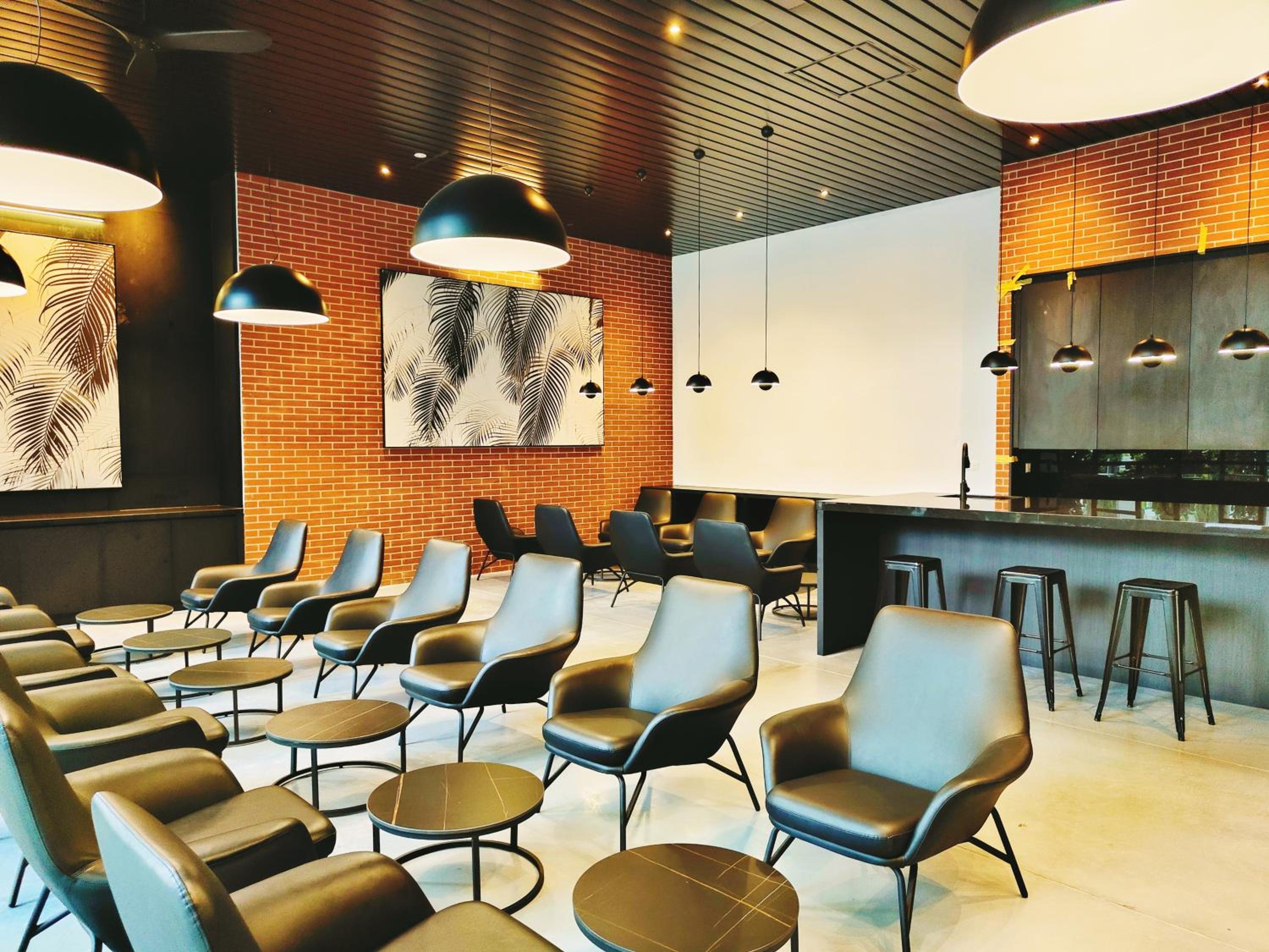 Platinum Arena Luxury Suites
