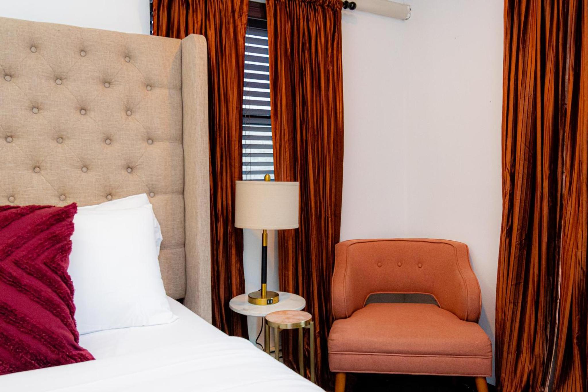 New York City Vacations - Luxury in the Heart of Brooklyn - Property Image 2