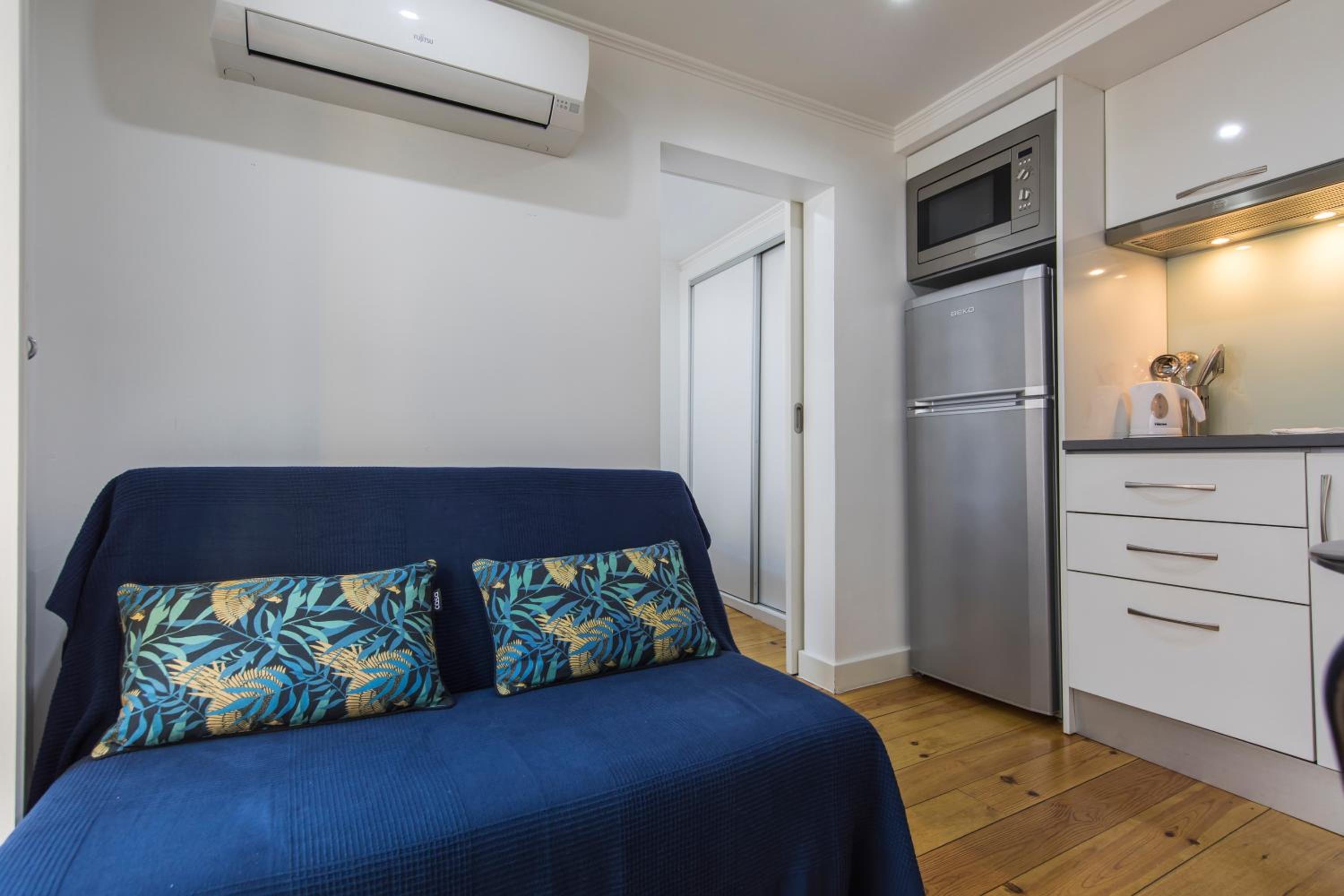 My lovely home in Alfama - with AC view 2