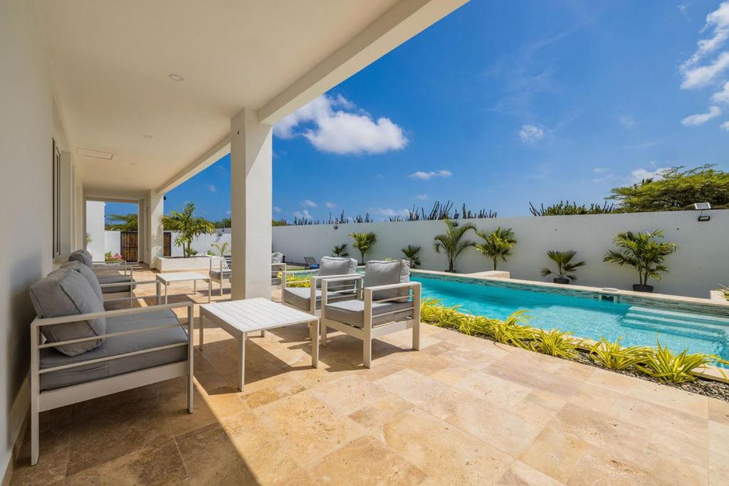 Stunning 10-bedroom Private Villa