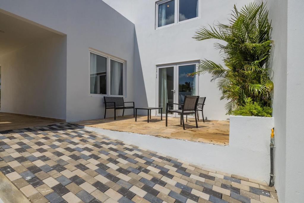 Stunning 10-bedroom Private Villa