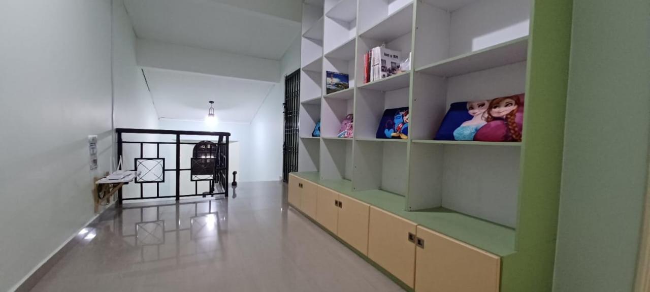 JMKT Homestay Bandar Seri Alam 9-10pax photo 5
