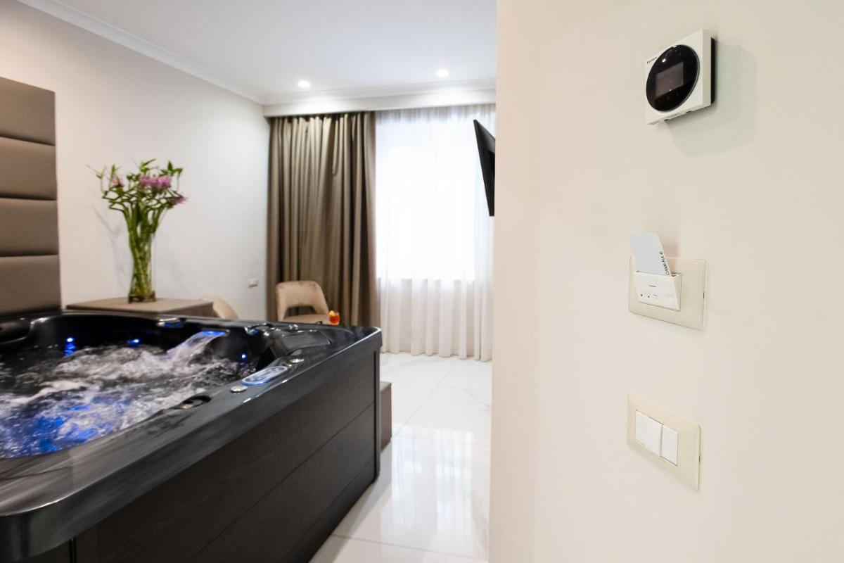 Imperatrice Suites